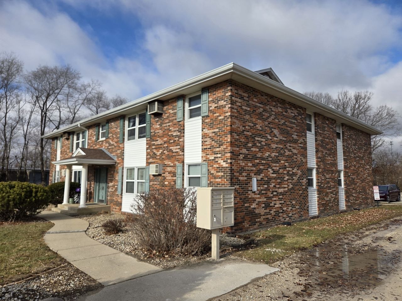 1060 Orange Ave, Marseilles, IL